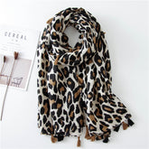 Warmer, langer Schal mit Leopardenmuster