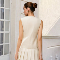 Commuter Sleeveless Vest Pleated Skirt Suit