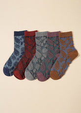 5 Pairs Embossed 3D Crew Socks Sai Feel