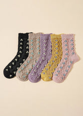 5 Pairs Embossed 3D Crew Socks Sai Feel