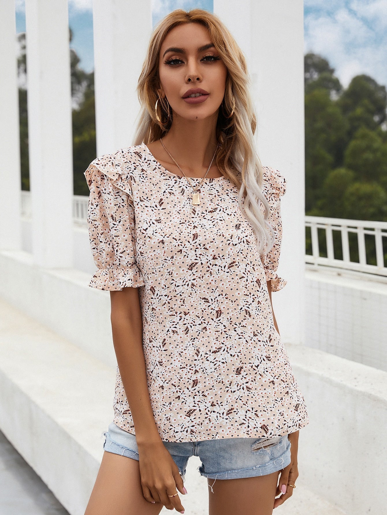 Casual Floral Short-sleeved Top Blouse Sai Feel