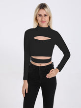 Cut Out Crop Tee Sai Feel