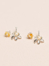 Flower Design Earrings Sai Feel