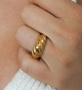 Französischer Twist-Ring