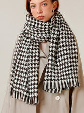 Houndstooth Raw Hem Scarf Sai Feel