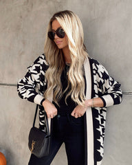 Alexandrine – Strickjacke mit Hahnentrittmuster und Taschen