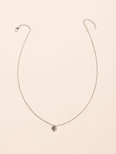 Leaf Pendant Necklace Sai Feel