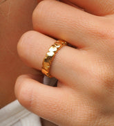 Naomi Ring Gold