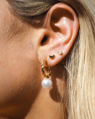 Mini boucles d'oreilles coeur en or