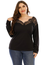 Plus Sweetheart Neck Contrast Guipure Lace Tee Sai Feel