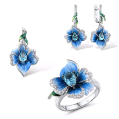 Sienna Pendant (Necklace not Included)