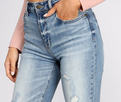 Tobi Super High Waist Destructed Mom Jeans Sai Feel