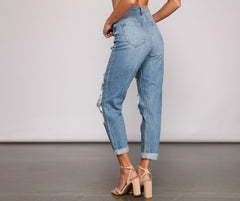 Totally Destructed Cuffed Mom Jeans Sai Feel