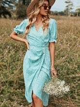 V-neck short sleeve single-breasted floral Dress Sai Feel