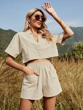 V-neck short-sleeved top and pocket shorts suit Sai Feel