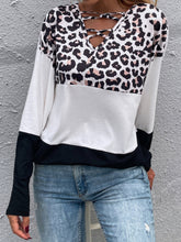 Women's milk silk leopard print black and white stitching V-neck loose long-sleeved t-shirt Sai Feel
