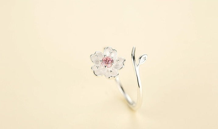 Bague en spirale en forme de fleur de cerisier