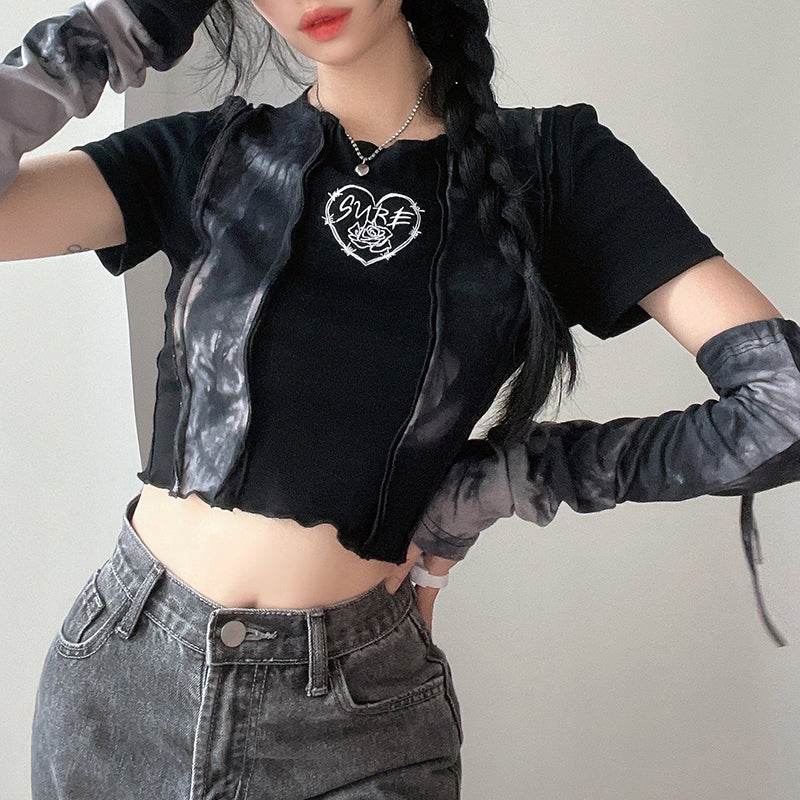 Crop top grunge à manches en forme de cœur barbelé