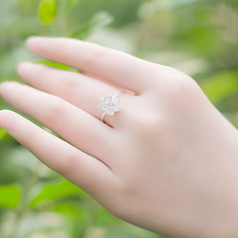 Bague en spirale en forme de fleur de cerisier