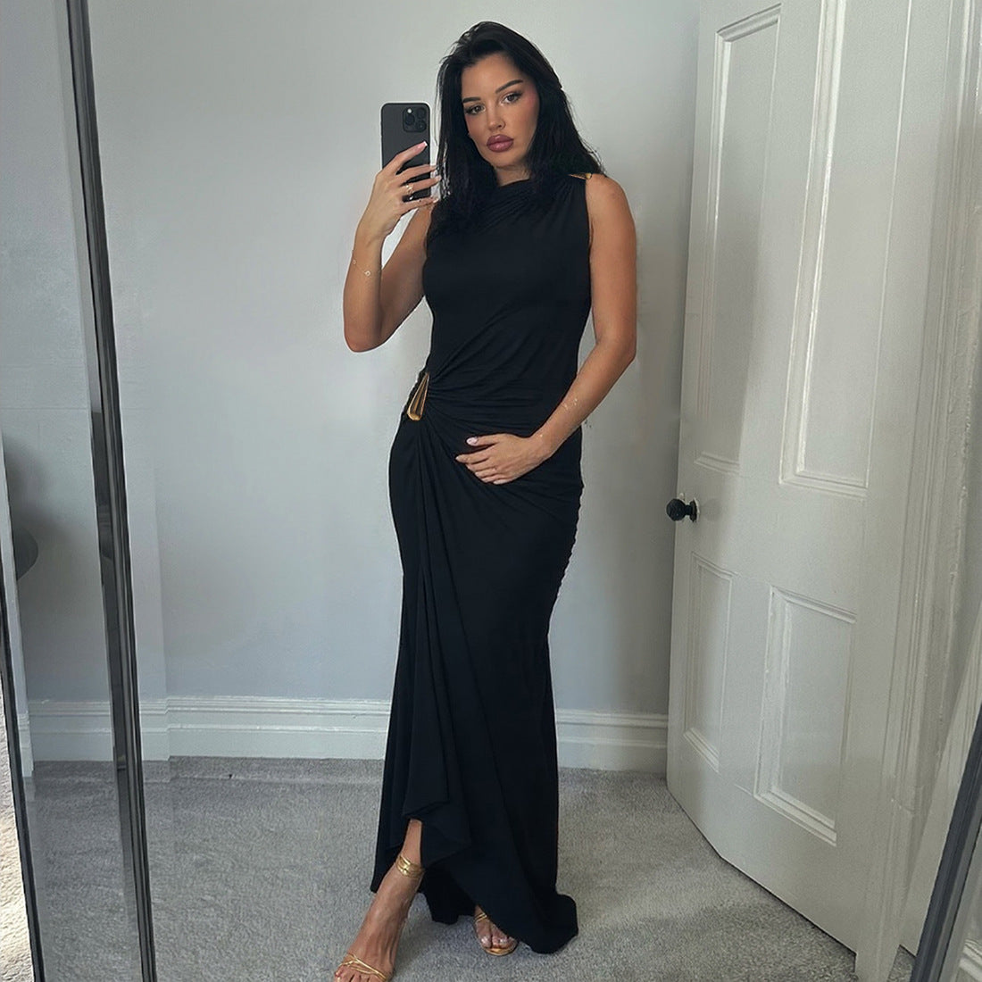 Metal Embellished Pleated Midi Dress