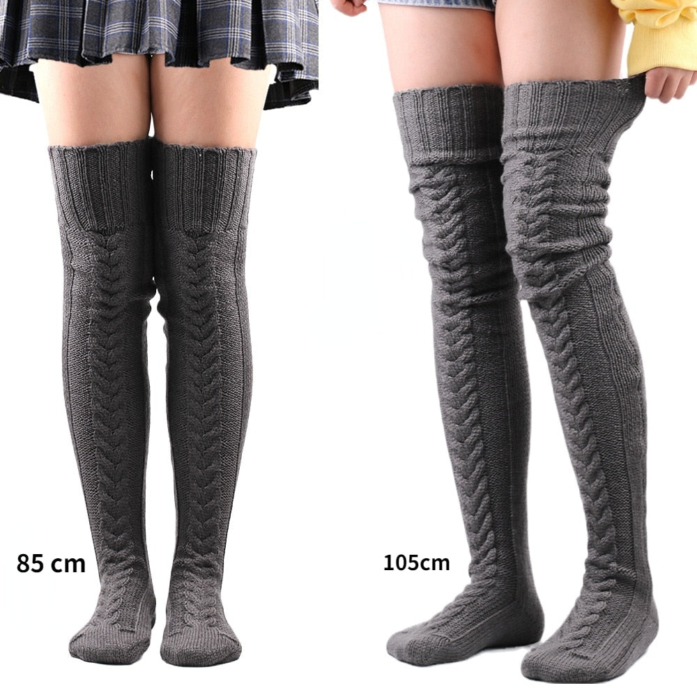 Chaussettes tricotées montantes jusqu'aux cuisses