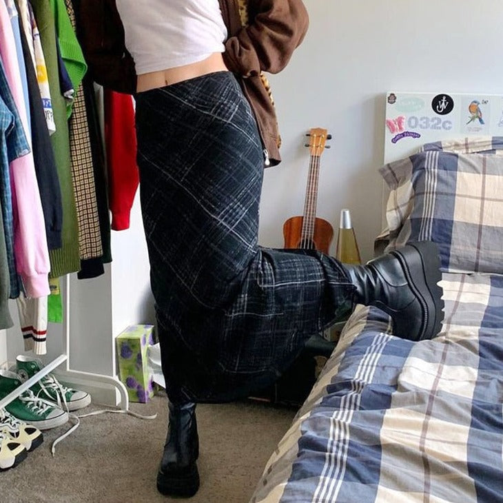 Grunge '90s Long Plaid Skirt