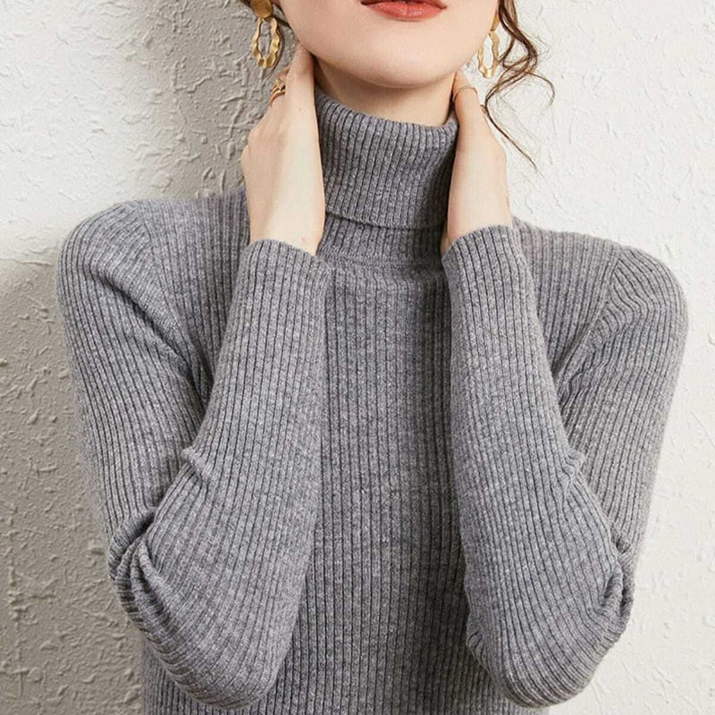 Simple Ribbed Turtleneck