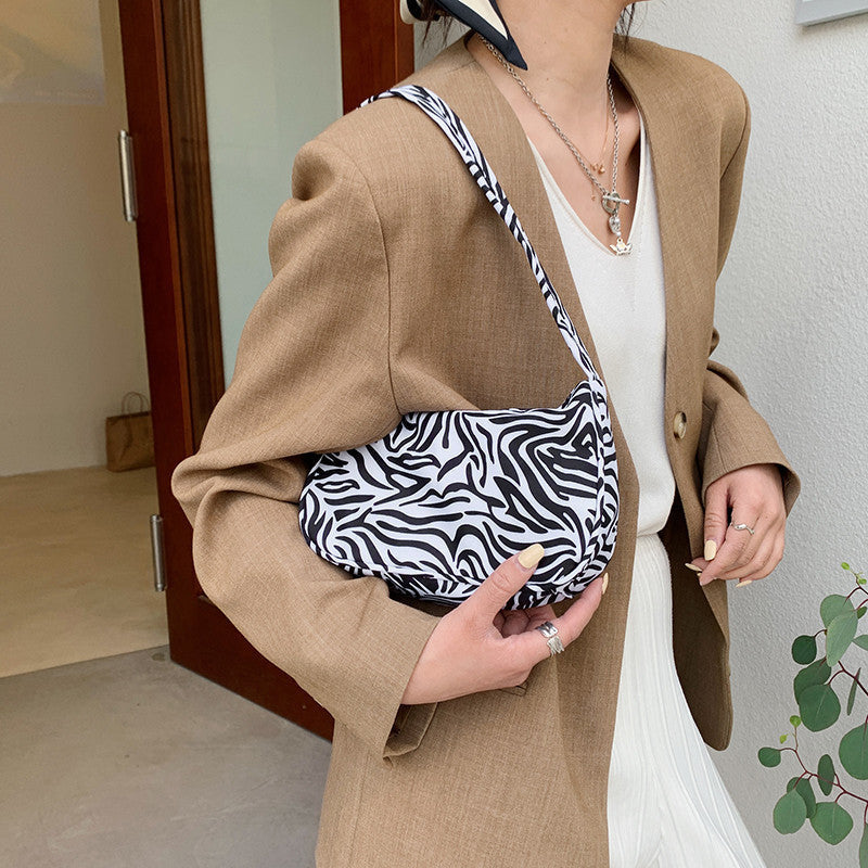 Small Pattern Printed Shoulder Bag