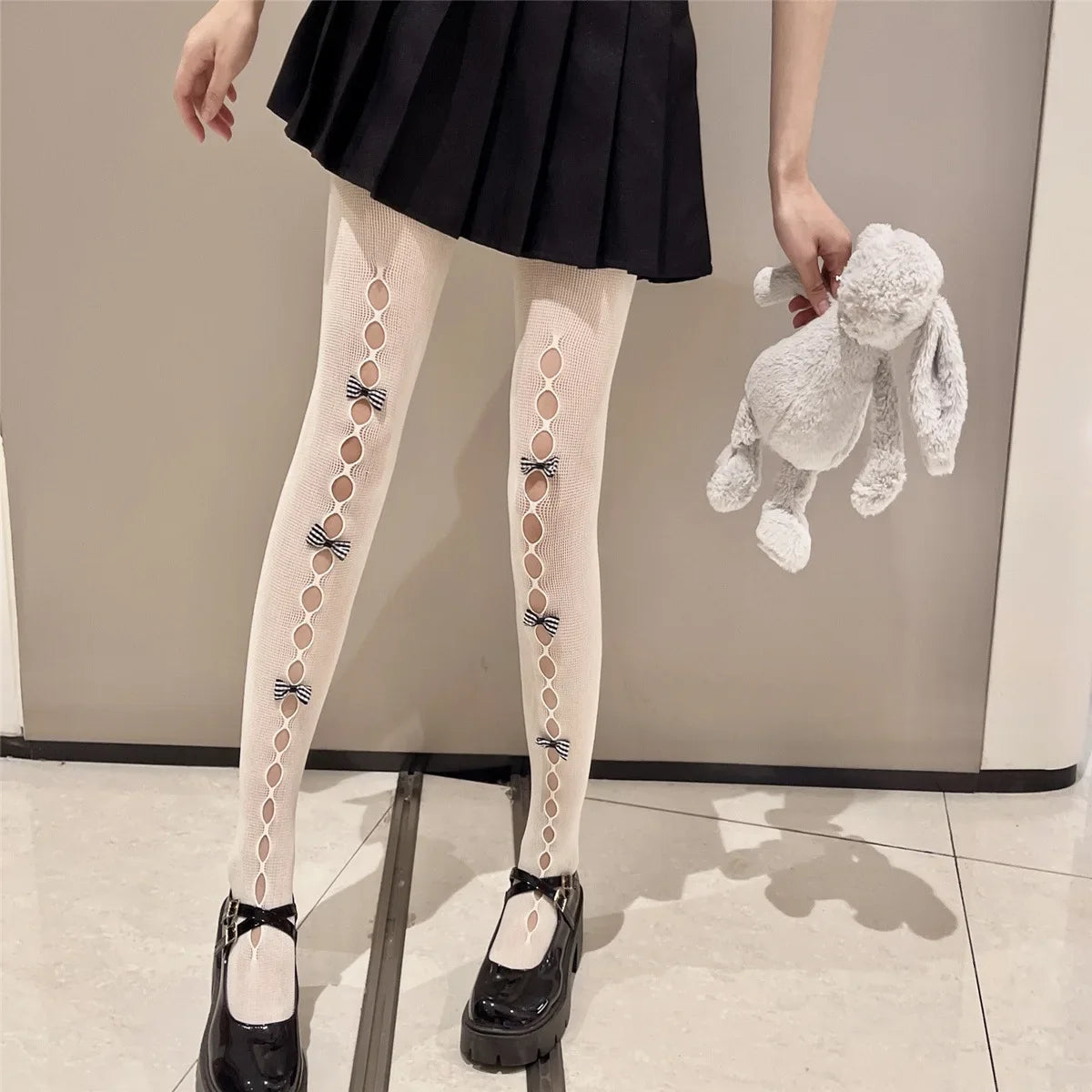 Hollow Out Bow Tights