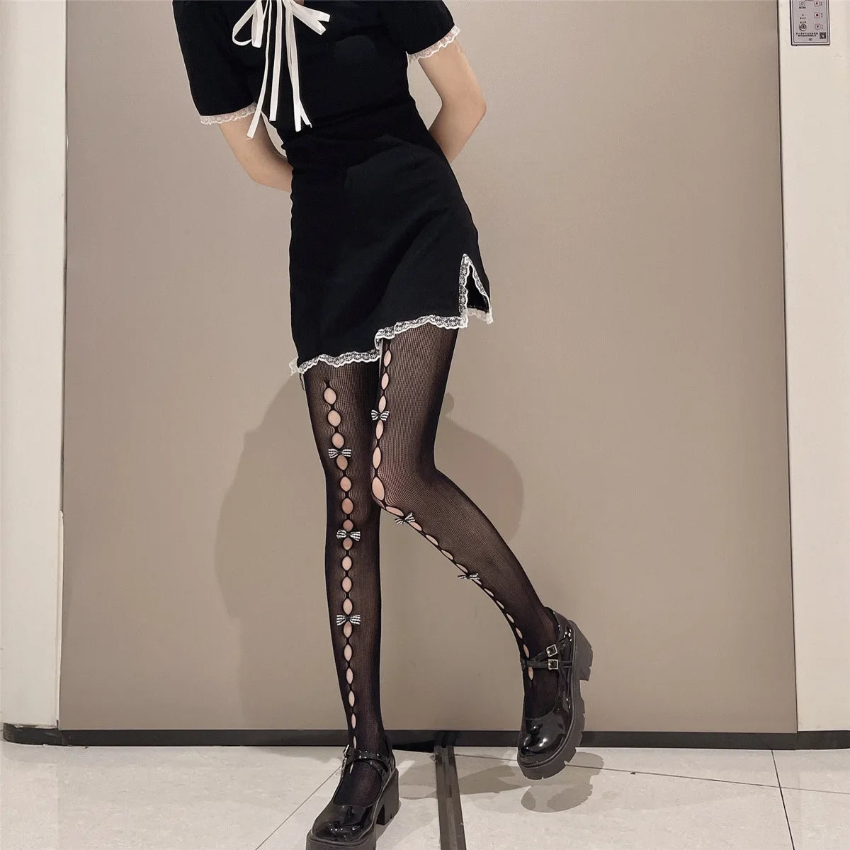 Hollow Out Bow Tights