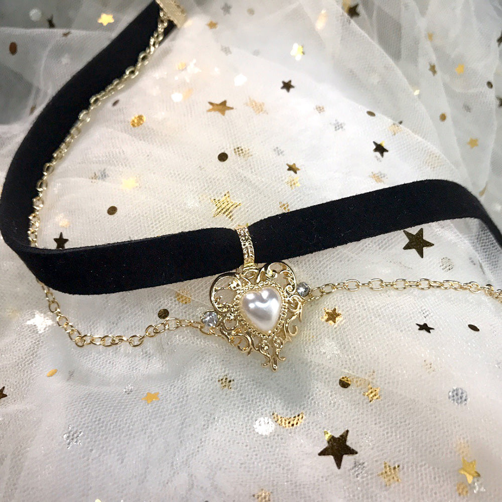 Pearl Heart Choker