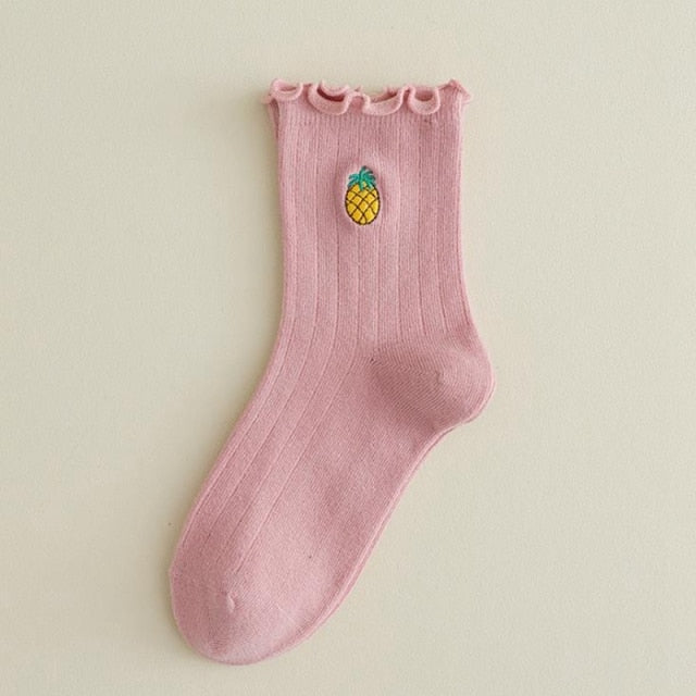 Kawaii Socken mit Rüschen und aufgesticktem Obstmotiv