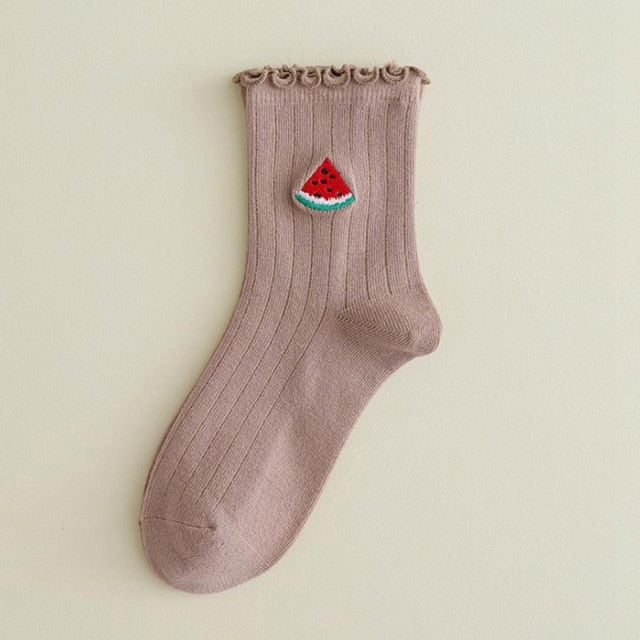 Kawaii Socken mit Rüschen und aufgesticktem Obstmotiv