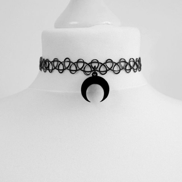 Dark Kingdom Moon Choker