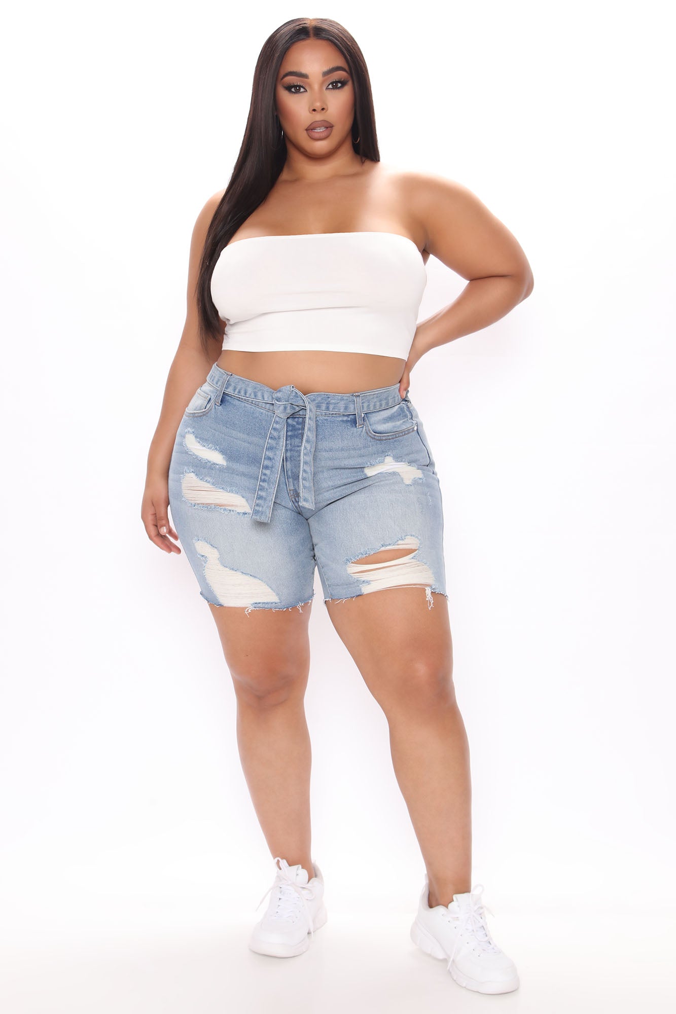 A Vision In Blue Belted Denim Bermudas - Light Blue Wash