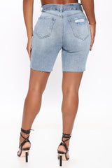 A Vision In Blue Belted Denim Bermudas - Light Blue Wash