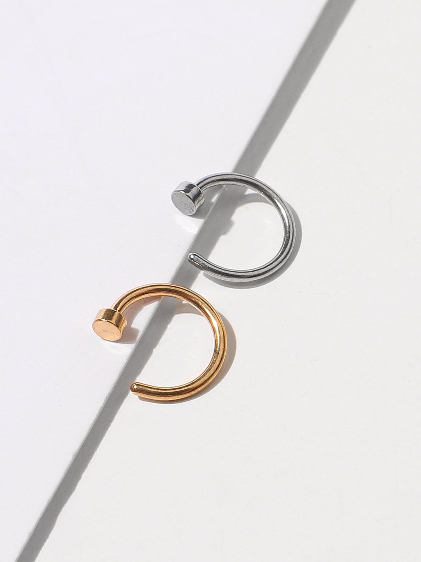 2pcs Round Nose Ring Zinc Alloy Sai Feel