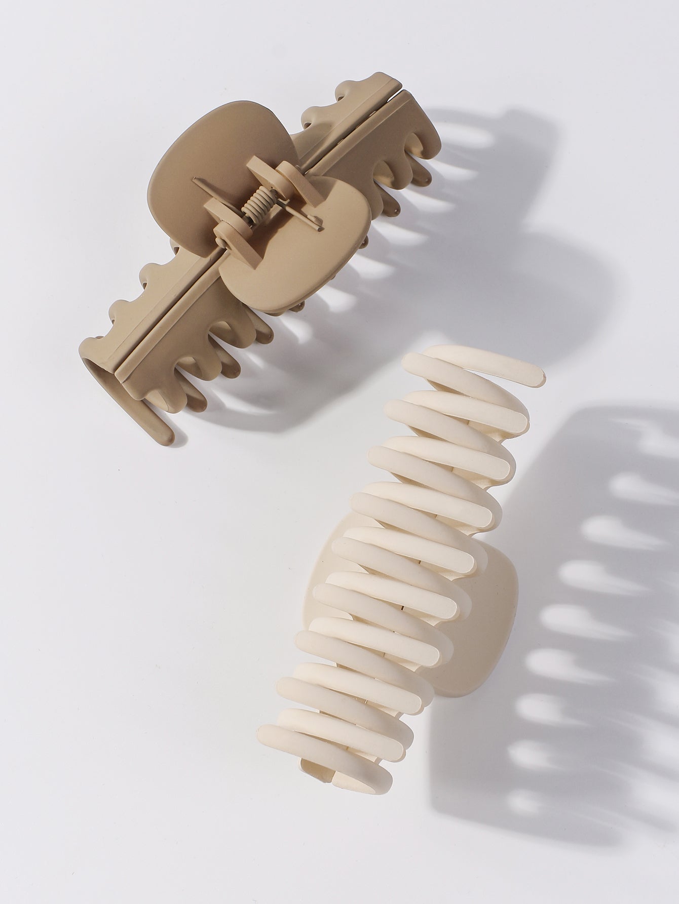 2pcs Solid Color Simple Style Hair Claw Clips Sai Feel