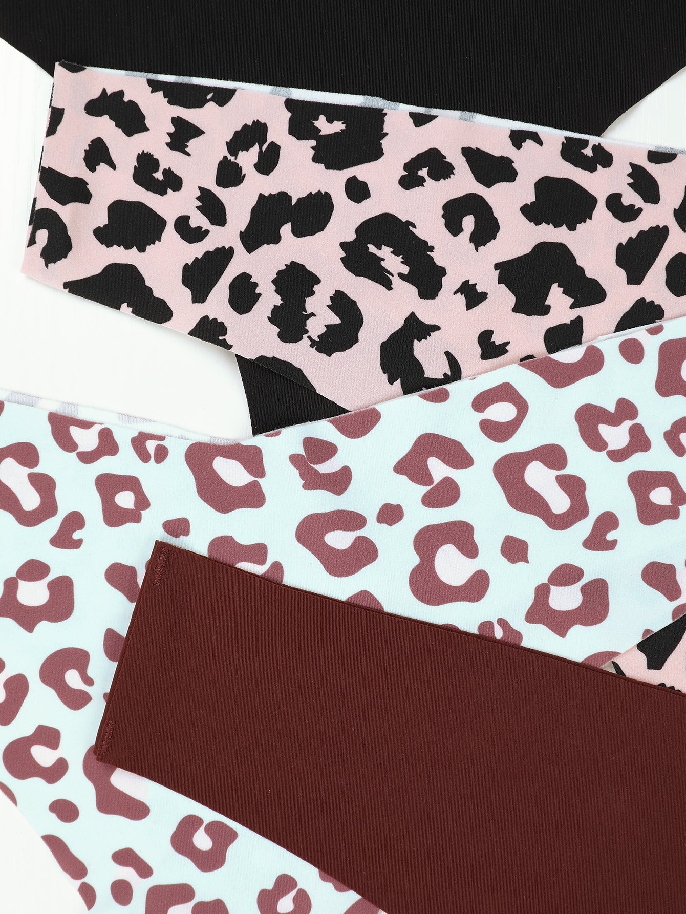 4PCS Multi Color Leopard Silky Seamless Thongs Set Underwear Sai Feel