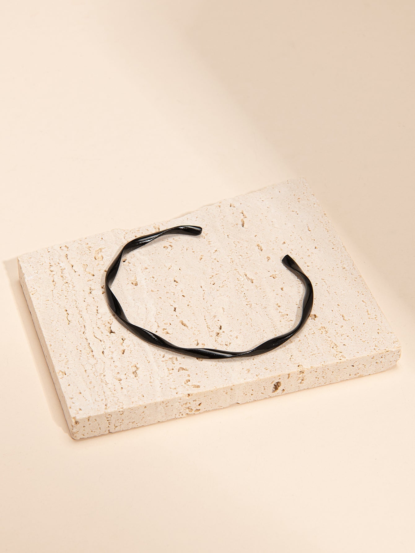 Adjustable black bracelet Sai Feel