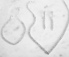 All In The Shine Necklace Set Sai Feel
