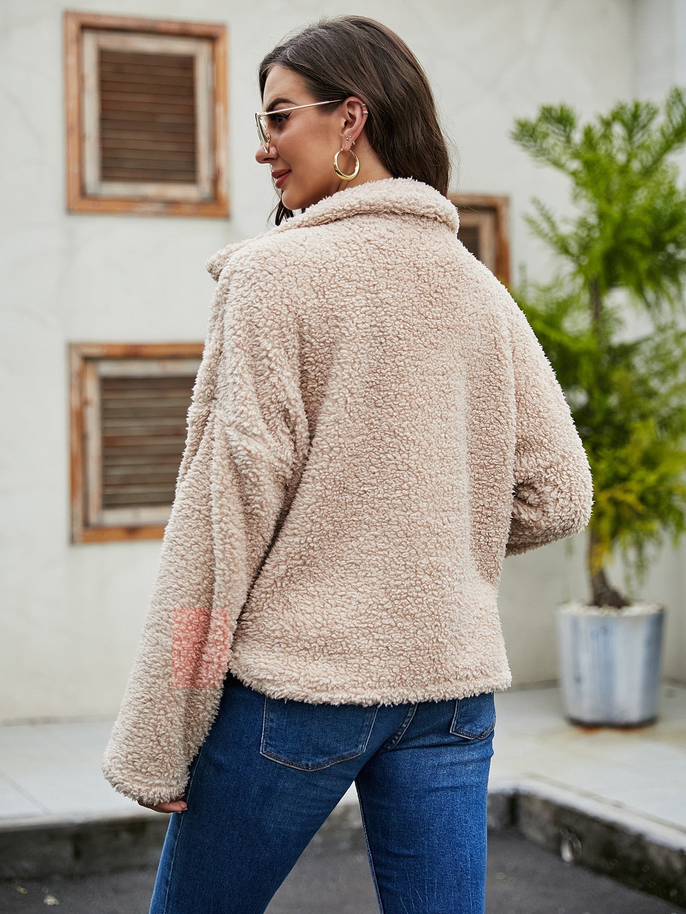 Beige plush pocket coat Sai Feel