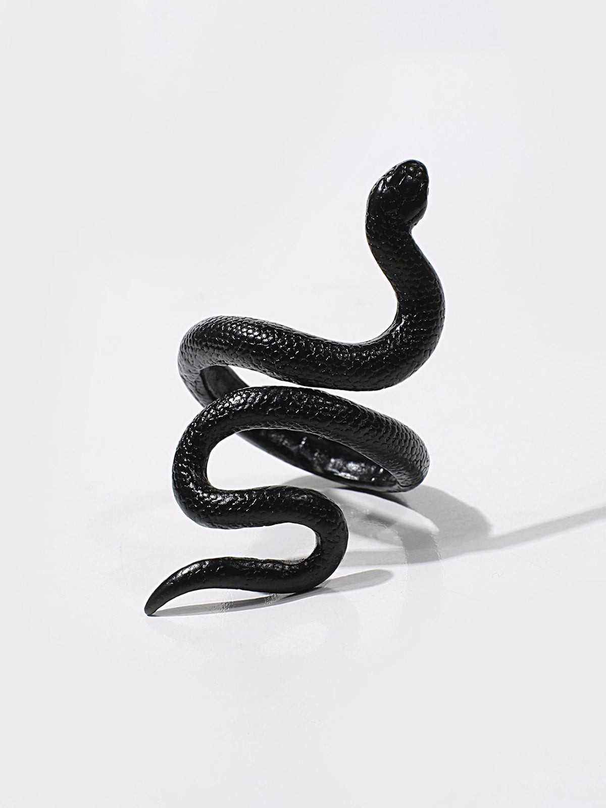 Black Snake Ring Sai Feel