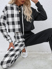 Black and white plaid two-piece stitching hooded sports suit Sai Feel