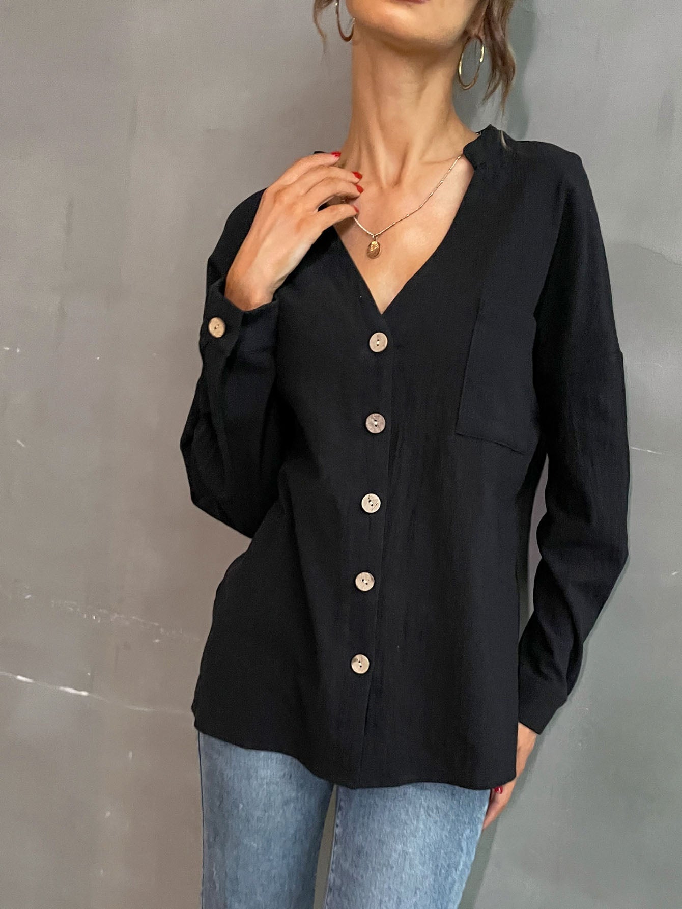 Black pocket button long-sleeved shirt Sai Feel