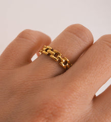 Brooklyn Ring Gold