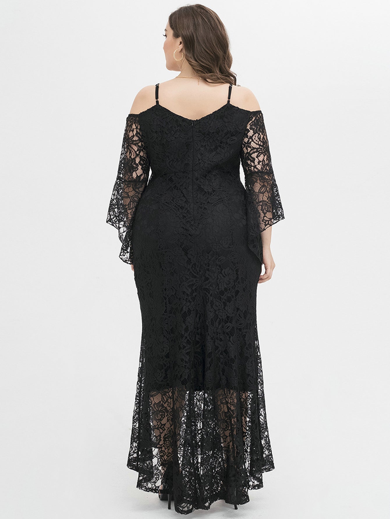 COLD SHOULDER PLUS SIZE LACE DRESS Sai Feel