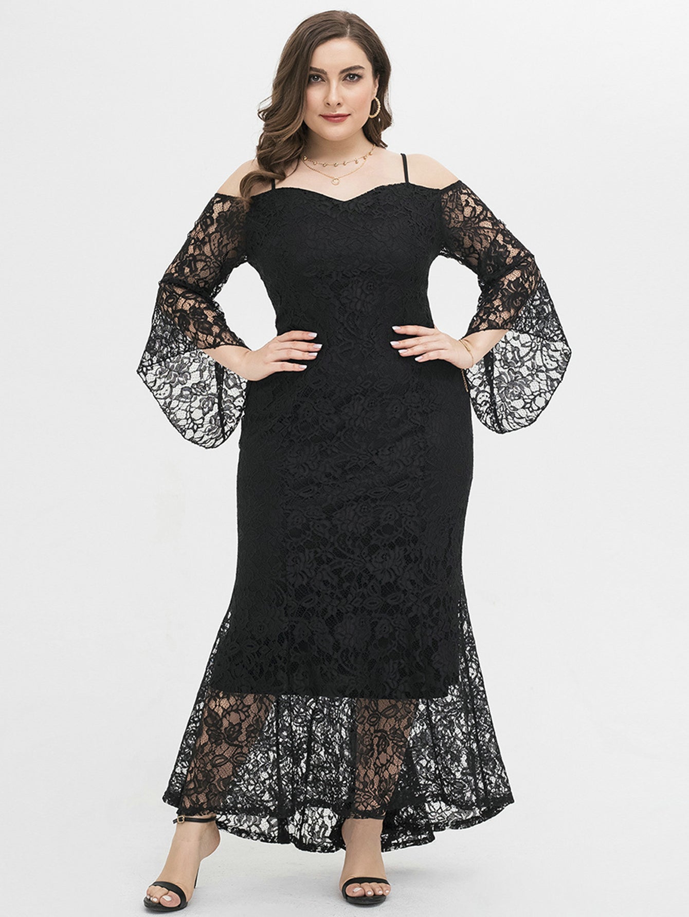 COLD SHOULDER PLUS SIZE LACE DRESS Sai Feel