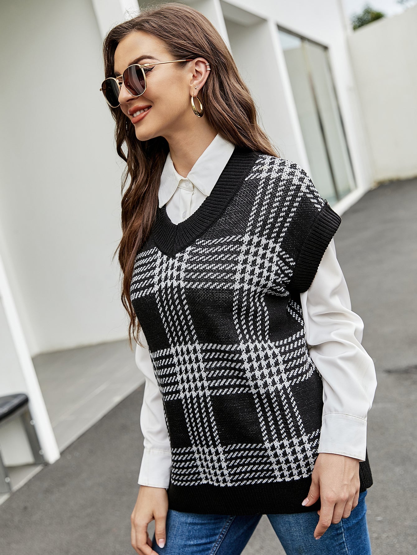 Casual Loose V-neck Sleeveless Checkered Knit Vest Sweater Sai Feel