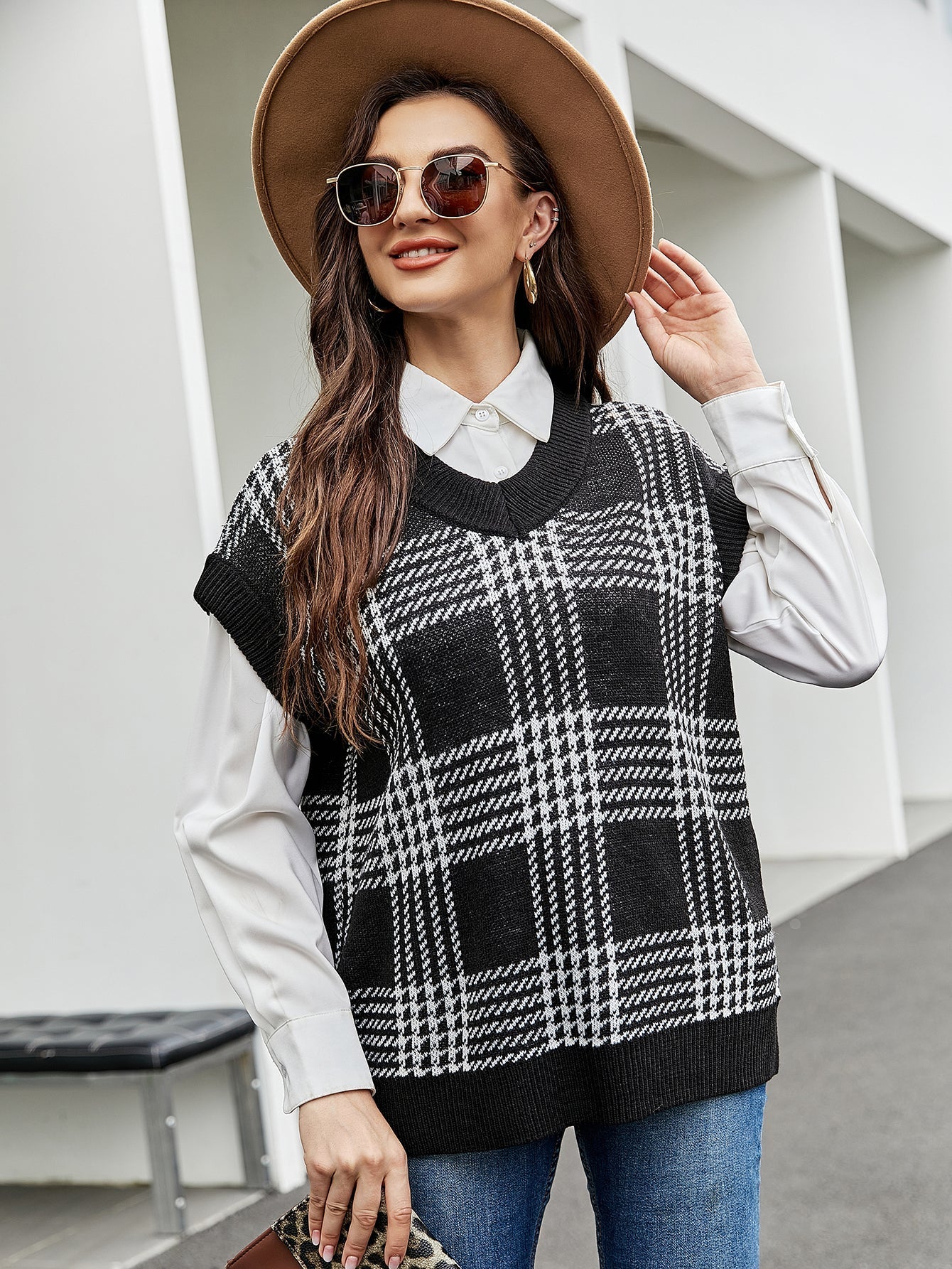 Casual Loose V-neck Sleeveless Checkered Knit Vest Sweater Sai Feel